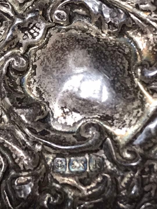 小物入れ　アンティーク　ガラス　英国　イギリス　ホールマーク　銀　シルバー