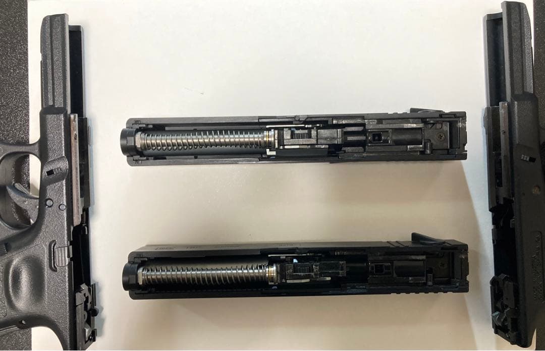 東京マルイGlock 18C ガスブローバック　セミカスタム　2丁拳銃　グロック