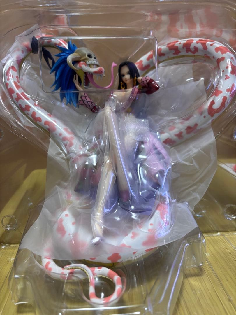 ワンピースPOP NEO-MAXIMUM ボア・ハンコック フィギュア