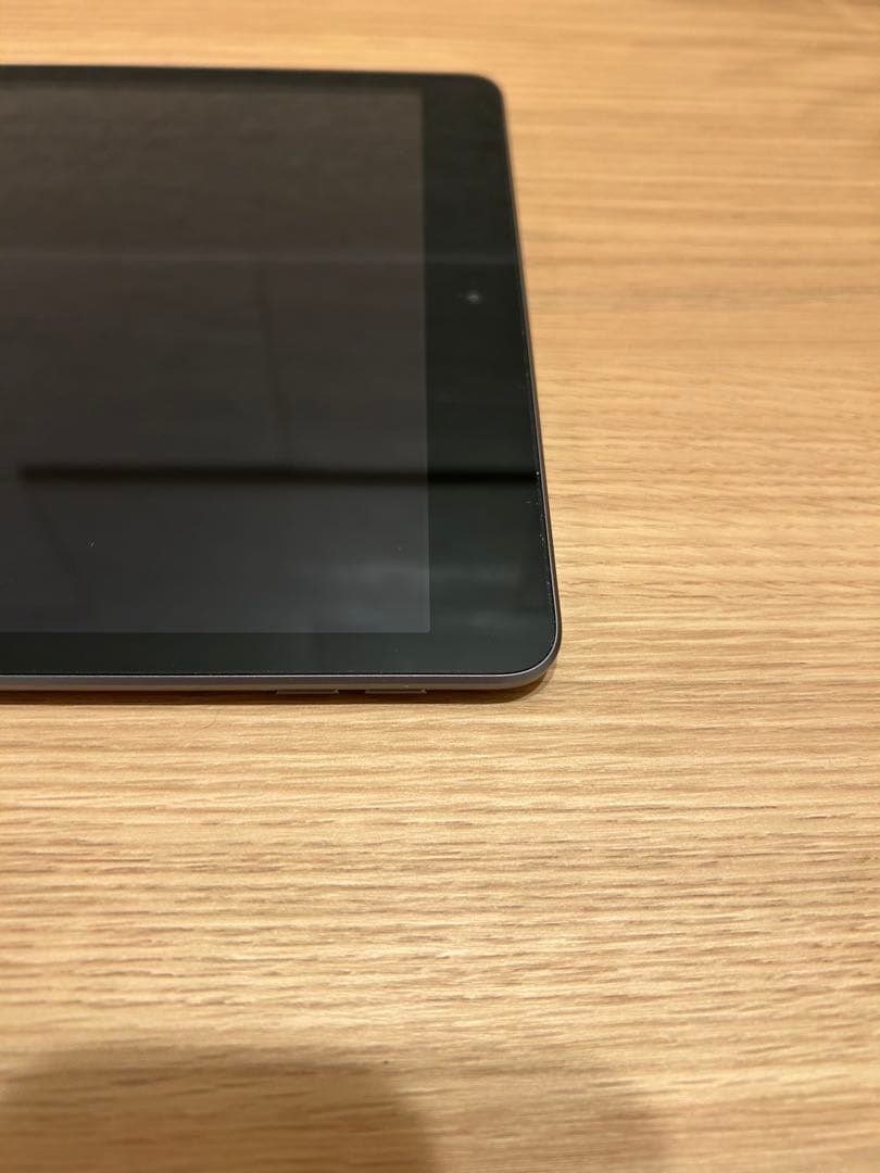 【背面傷】iPad (第8世代) 128GB WiFiモデル