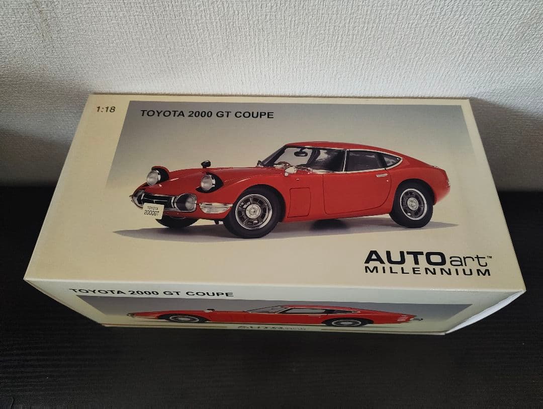 未開封　オートアート　トヨタ2000GT　赤色　テールランプ逆Ver
