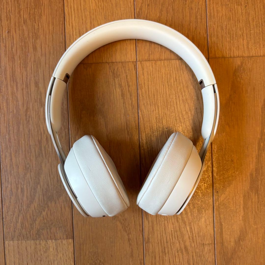 【値下げ対応可】Beats Solo Pro ワイヤレスヘッドホン ホワイト
