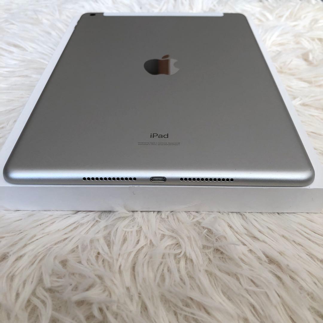 【完動品】iPad 第7世代 32GB SIMフリー【すぐ発送】　【付属品】