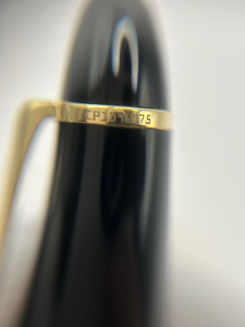 モンブラン 万年筆　MEISTERSTUCK