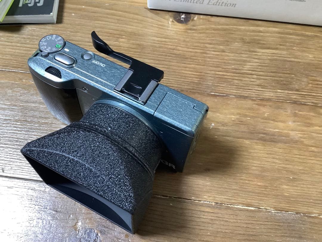 ゆ*ち様 RICOH GR Limited Edition 付属品多数あり！