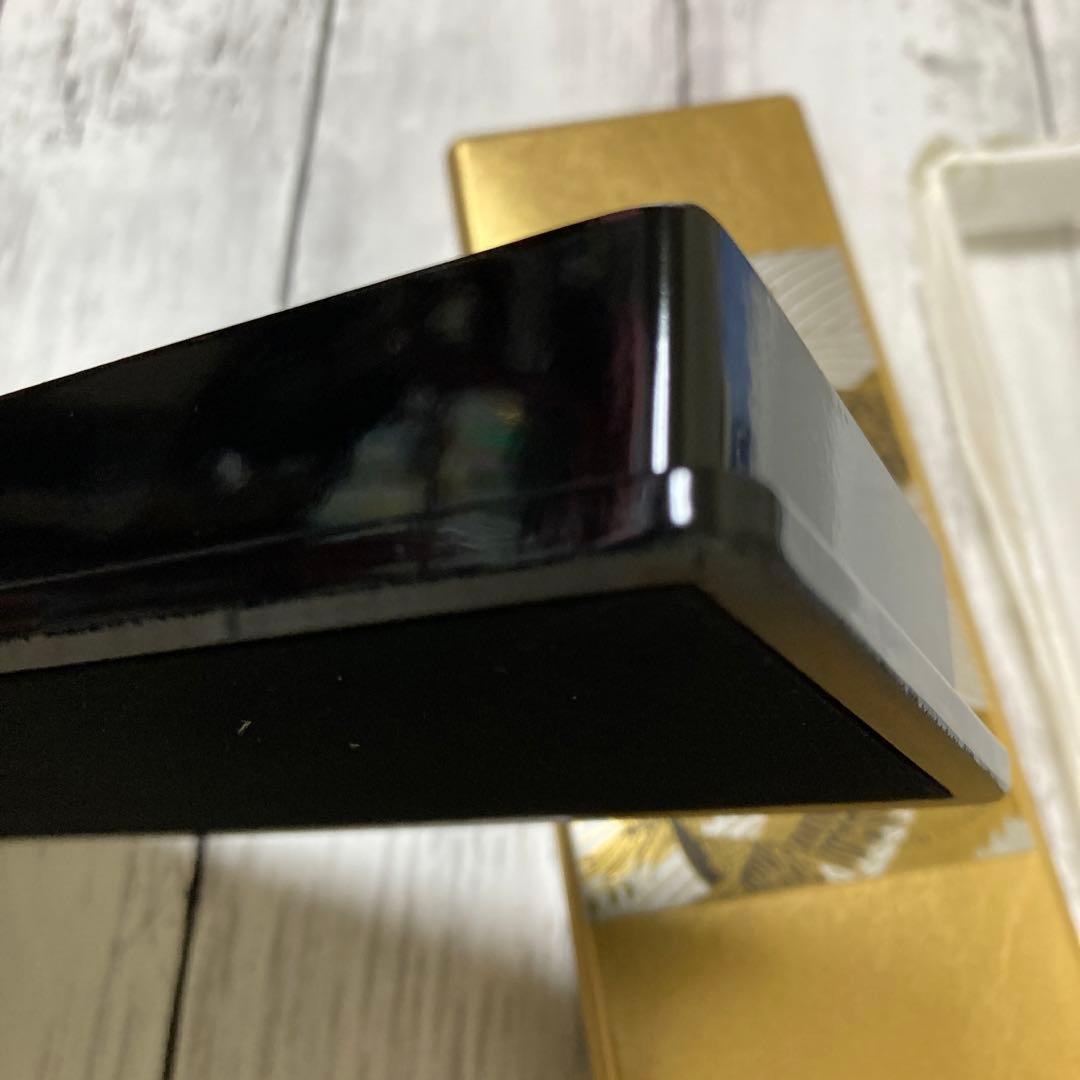 新品　金箔の鶴模様 漆器