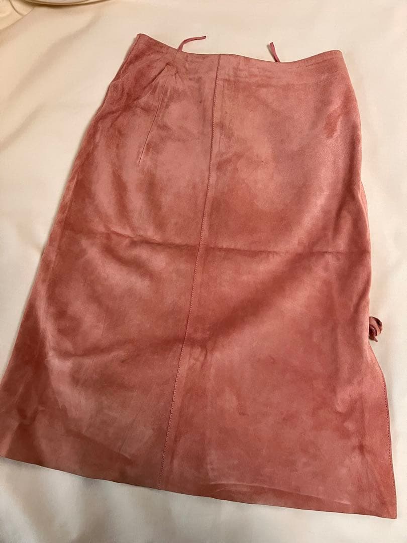 ✨GUCCIグッチ✨ピンクレザースカート　バックスキン38