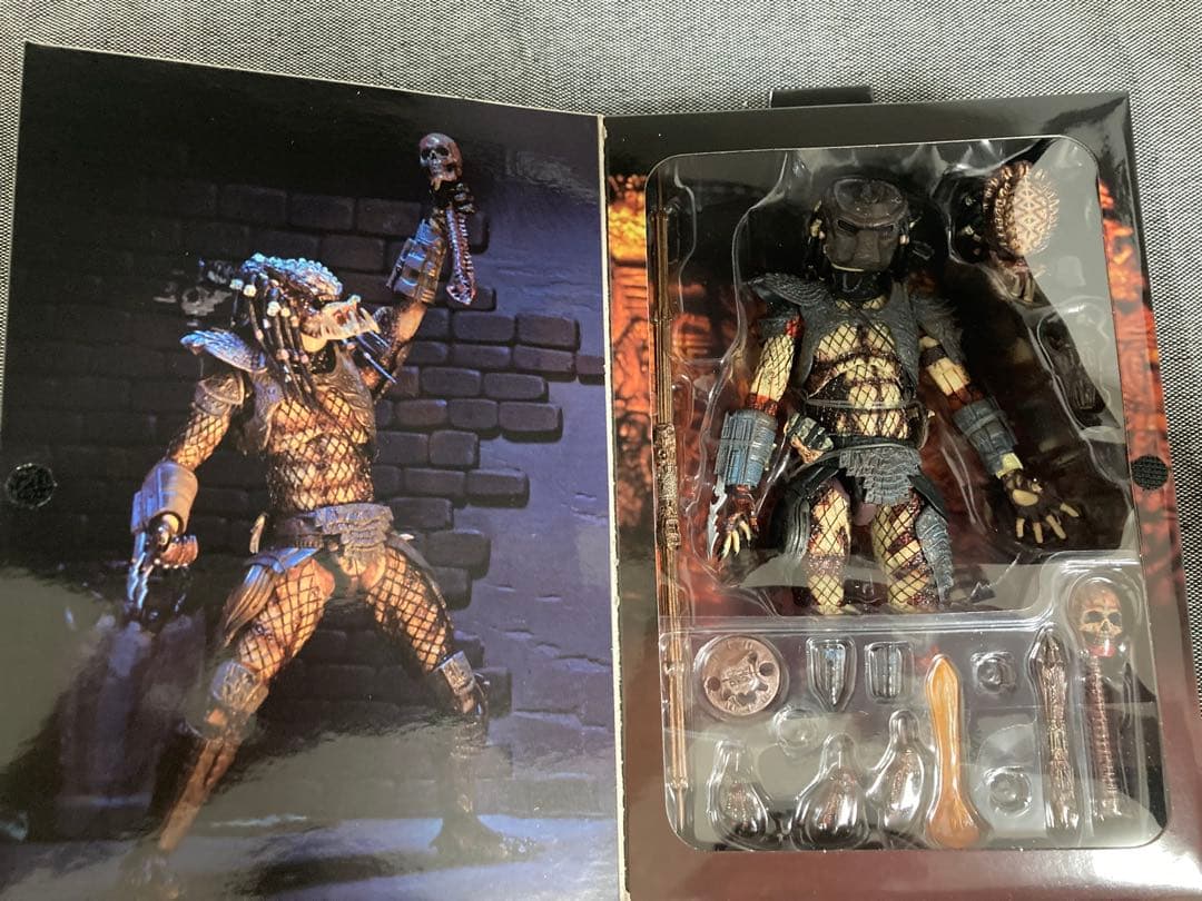 NECA ネカ　プレデター2 シティハンター　プレデター　未開封　再販版