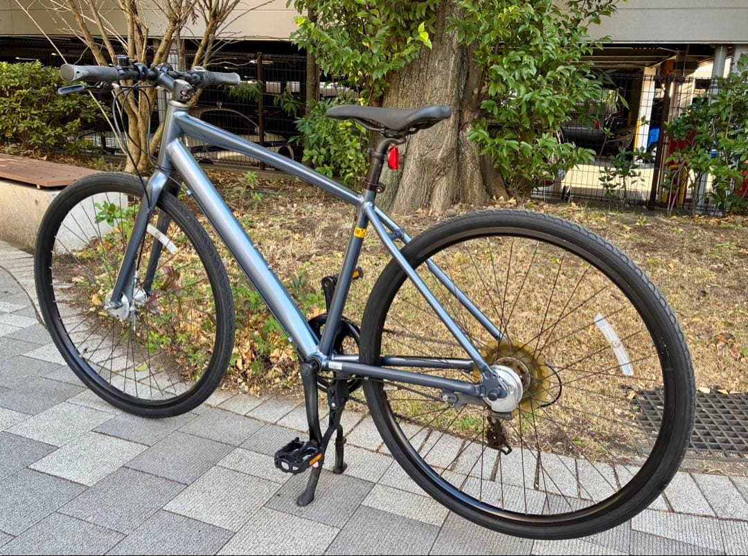 URBAN BIKE. クロスバイク 700×35C 7S前後内装ブレーキ東京
