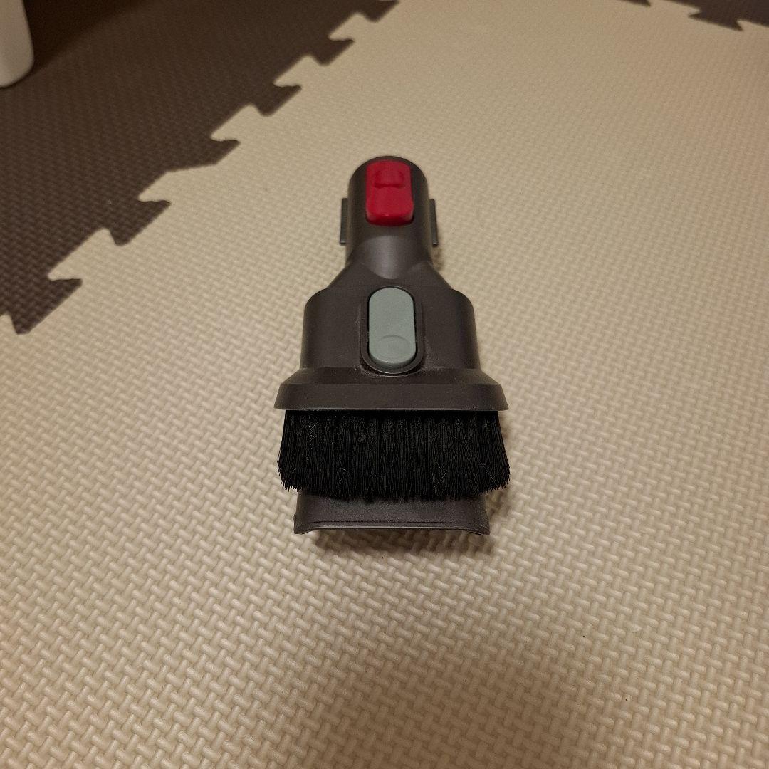 dyson v8 slim fluffy+ 本体とアタッチメント