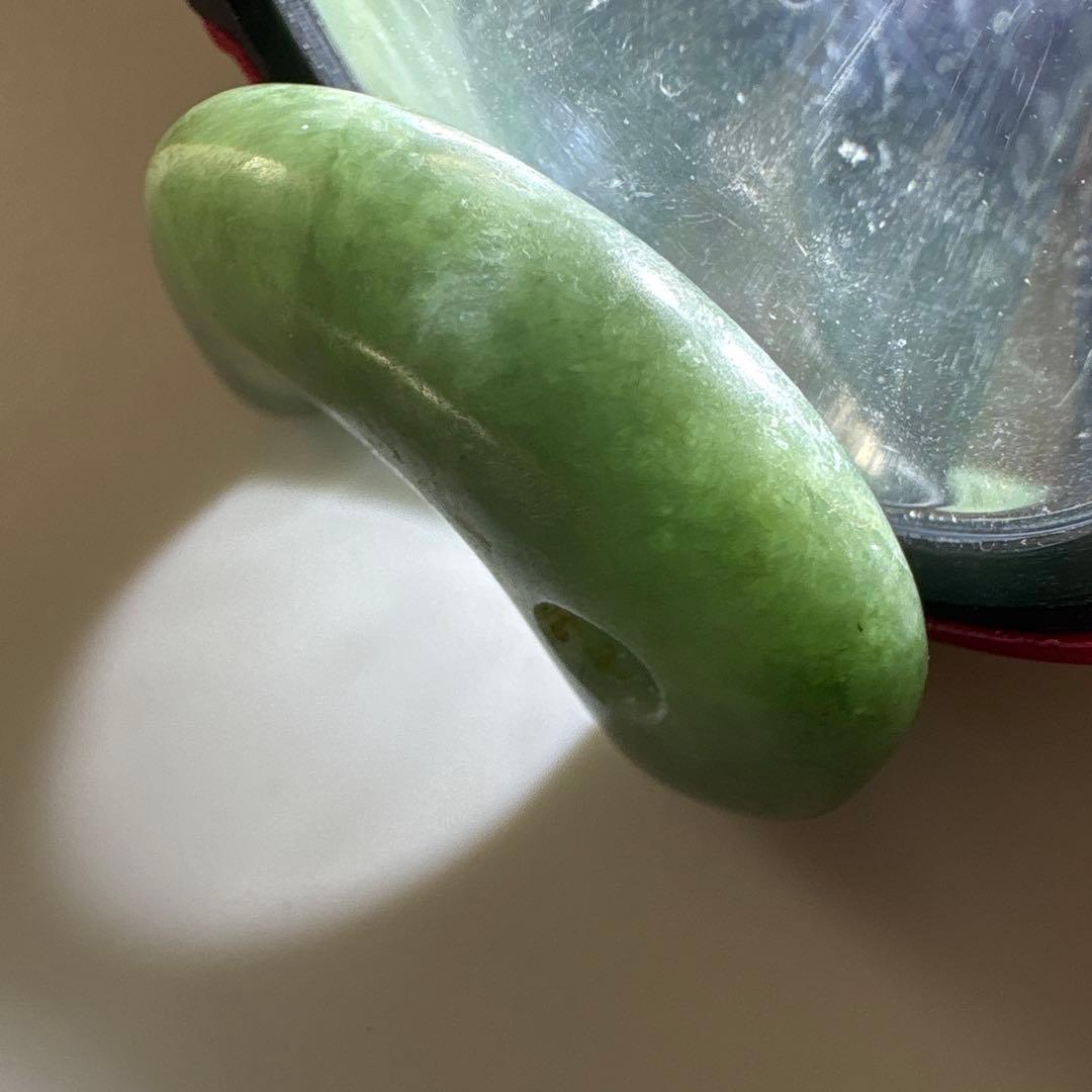 ヒスイ　勾玉二つ