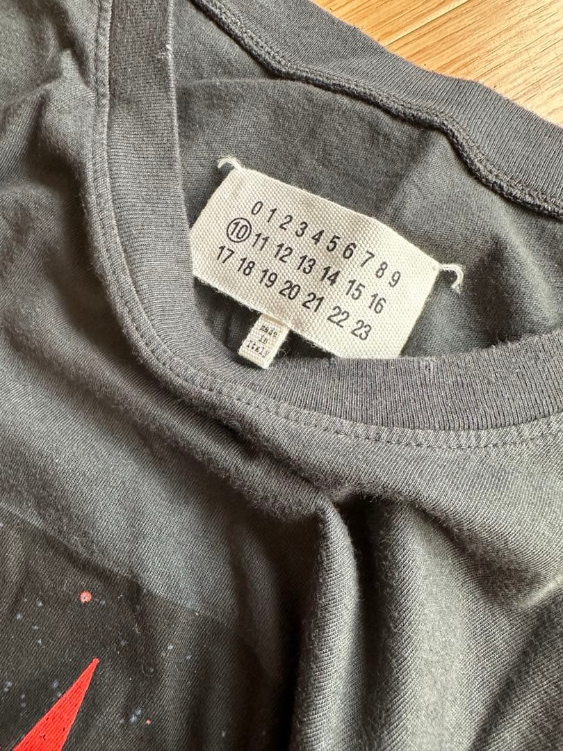 martin margiela マルタンマルジェラ ノースリーブTシャツ