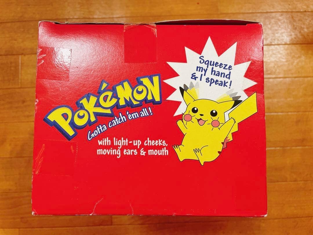 Hasbro ピカチュウ ぬいぐるみ ELECTRONIC PLUSH 1989