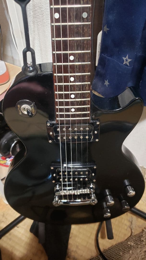 エピフォン レスポール スタジオ 黒⚠今月半ばでメルカリ引退なので出品消します