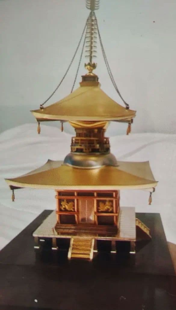 東京銀器製　多宝塔　1500g