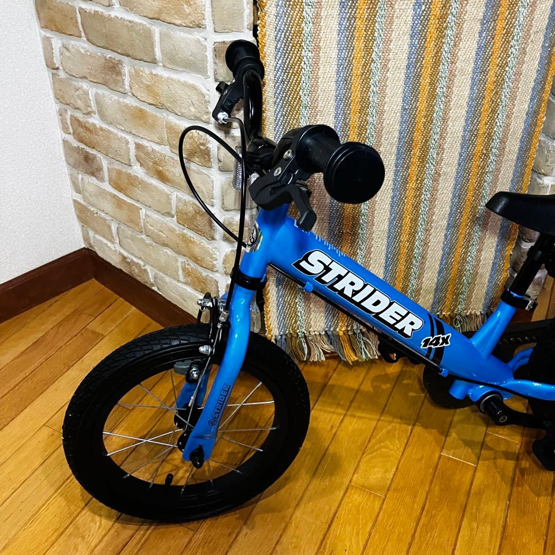 展示・未走行品　STRIDER 14x ストライダー　人気ブルー　2018製造