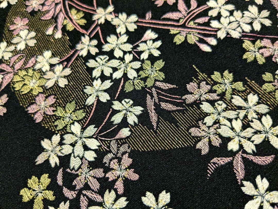 正絹　名古屋帯　桜　月　刺しゅう　日本刺繍　黒　斉藤馨