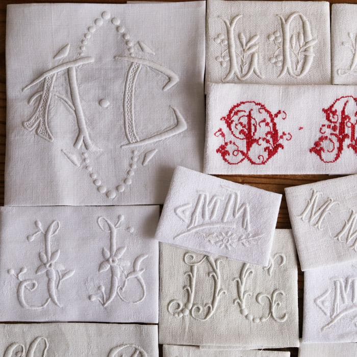 【6】たくさん18枚！ フランス アンティーク イニシャル 手刺繍 端切れ