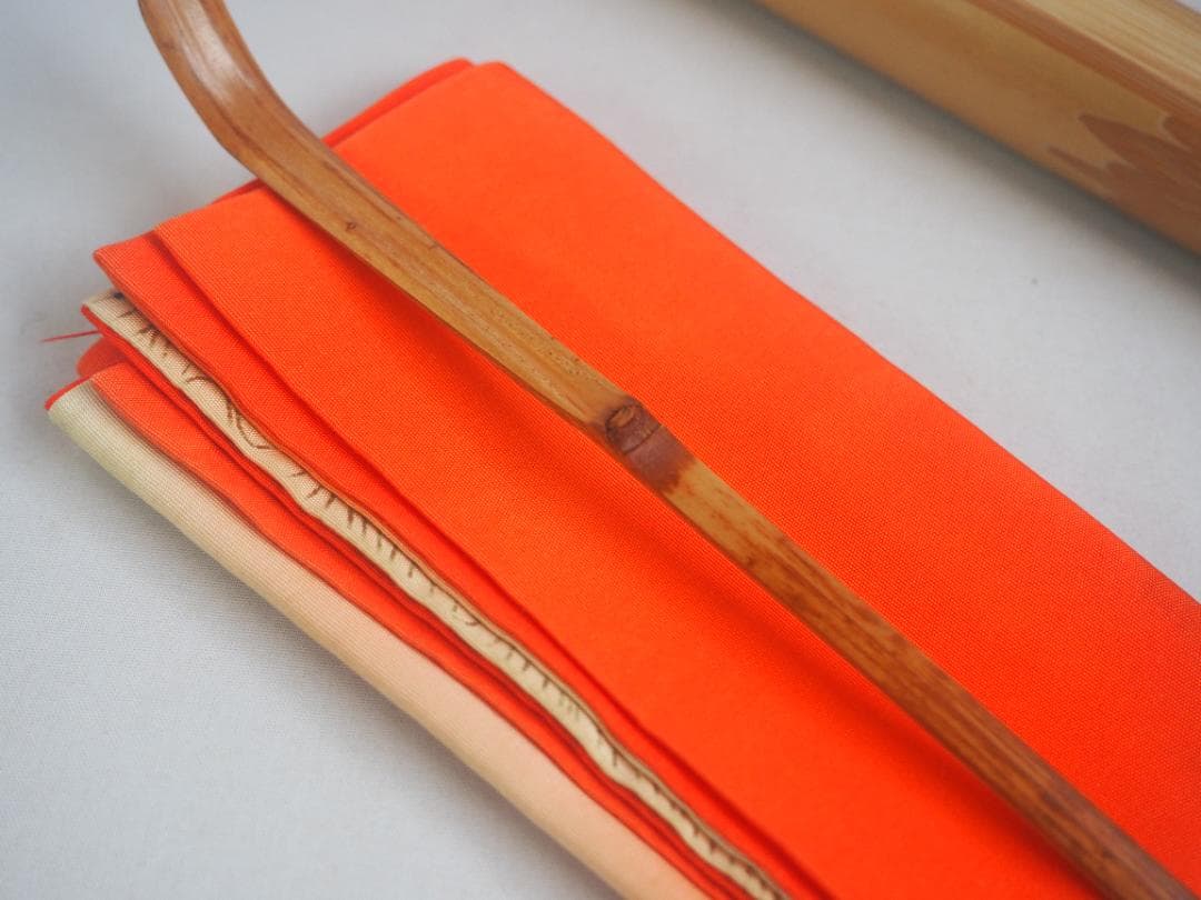 臨済宗大徳寺派芳春院住職　秋吉則洲造『竹茶杓』銘：佳日（共箱）