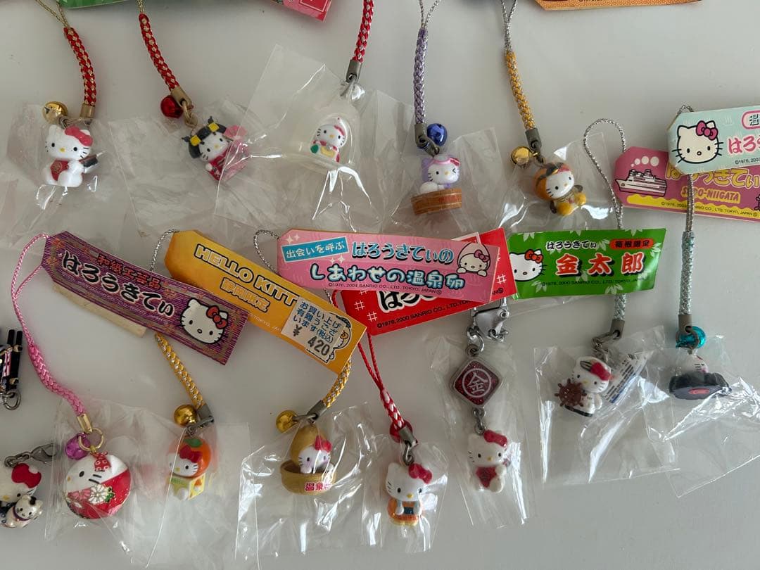 【値下げ】激レア ご当地キティ 根付け 24個セット