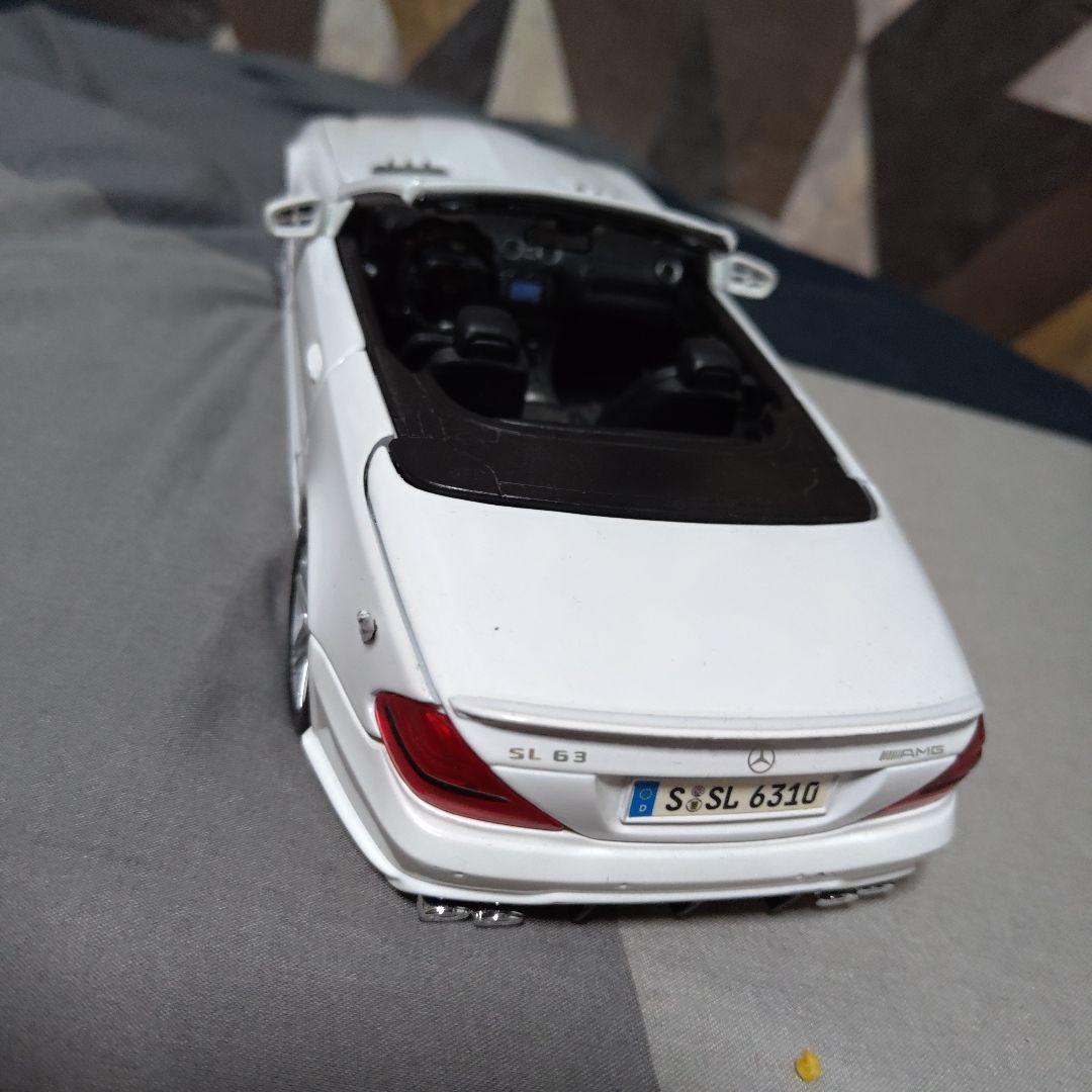 【閲覧数185】メルセデス・ベンツ SLK 1/18 スケールモデル