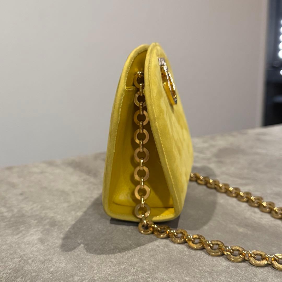 【希少】サルヴァトーレフェラガモ　ヌバックチェーン　ショルダーバッグ ガンチーニ