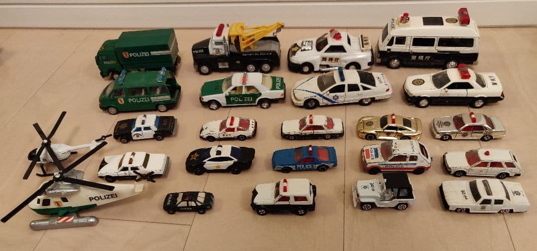世界のパトカー　セット