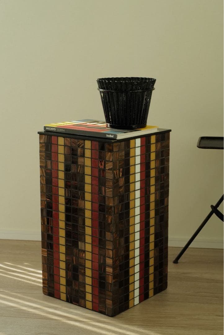 展示台 スツール