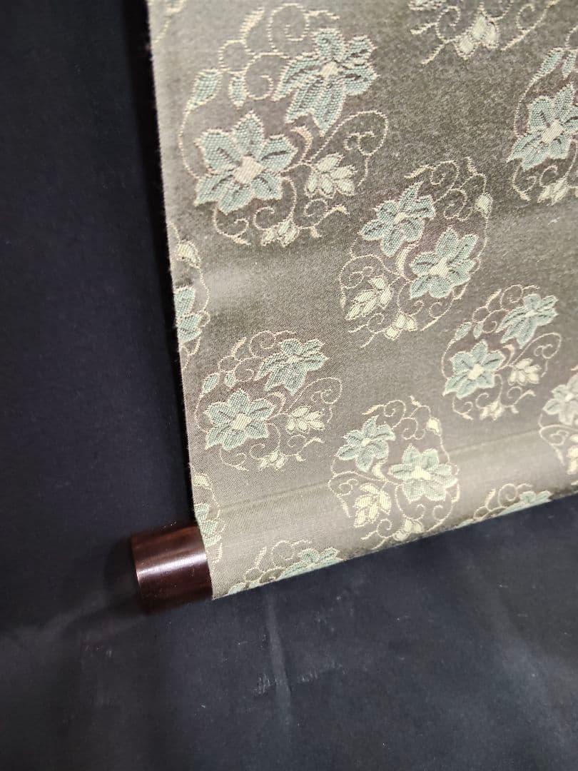 掛軸 絹本 複製工芸画 美人画 桐箱付 伝・葛飾北斎筆