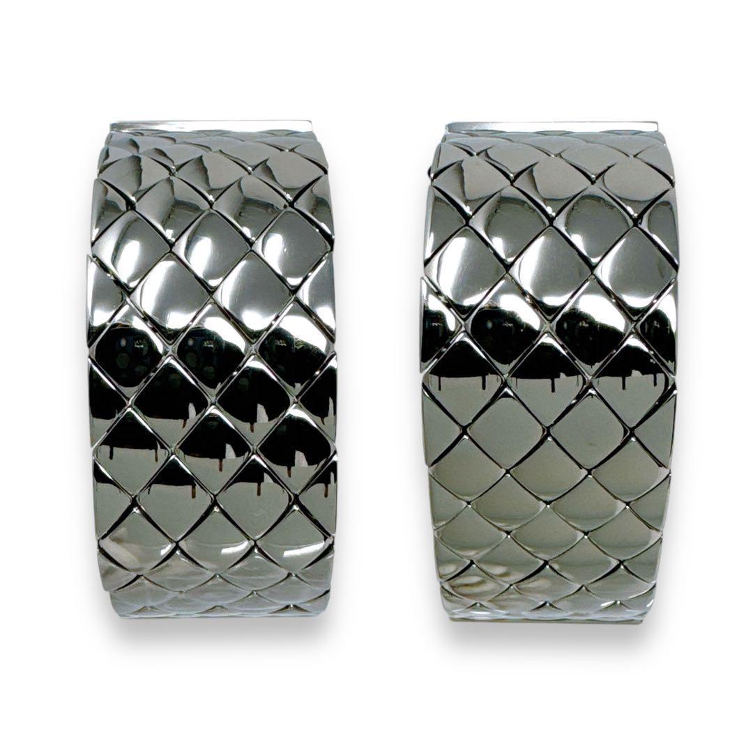 シャネル CHANEL マトラッセ ブラック 黒 シルバー クォーツ 腕時計