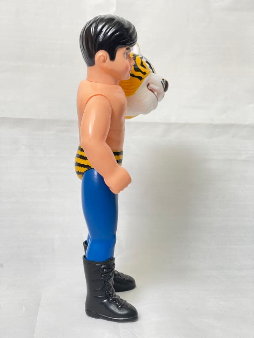 メディコム・トイ　タイガーマスク　復刻版　ソフビ