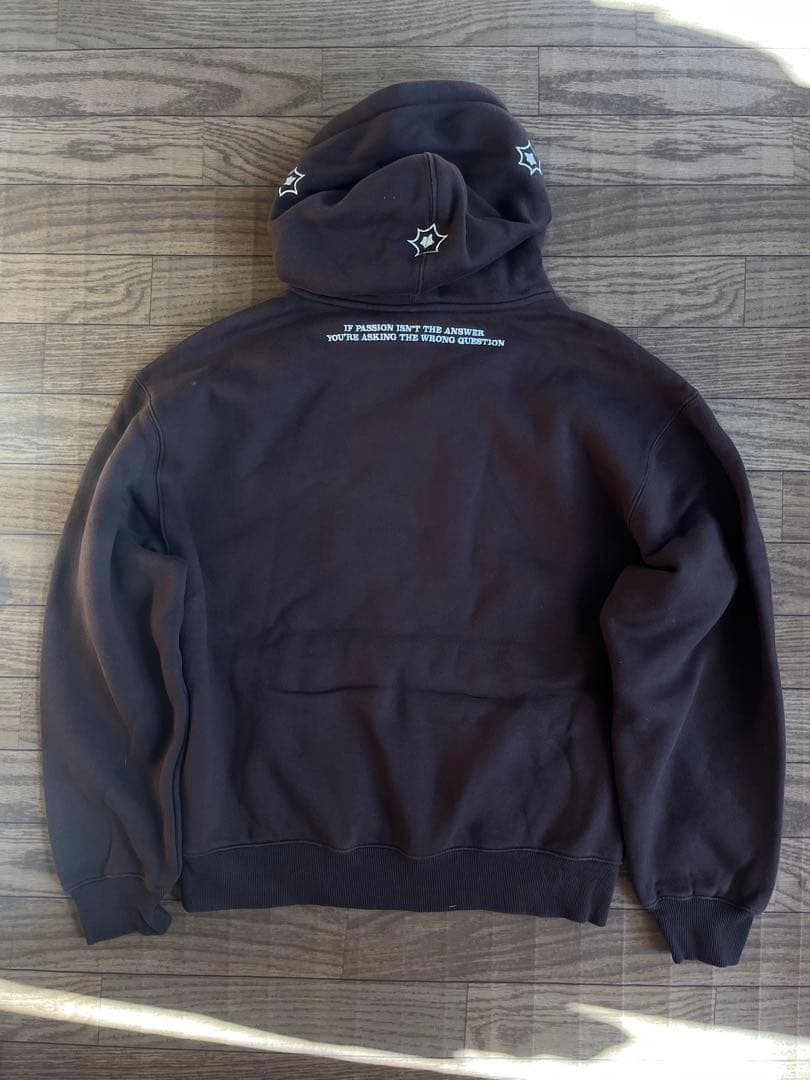 passion hoodie ほぼ新品未使用品