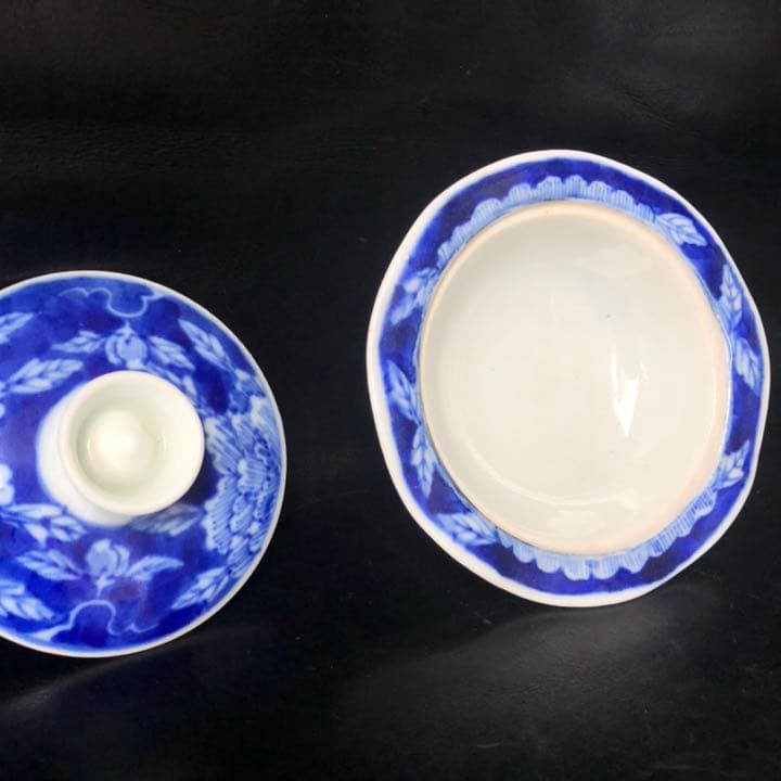 伊万里焼の作家物◼️かなり可愛い波打ったフタ付きの陶器、古美術品、デザート皿？