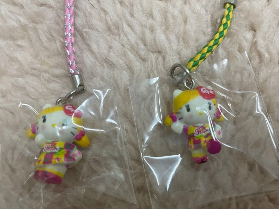 レア！ご当地キティ　キティちゃんゴリエコラボ根付け2個セット