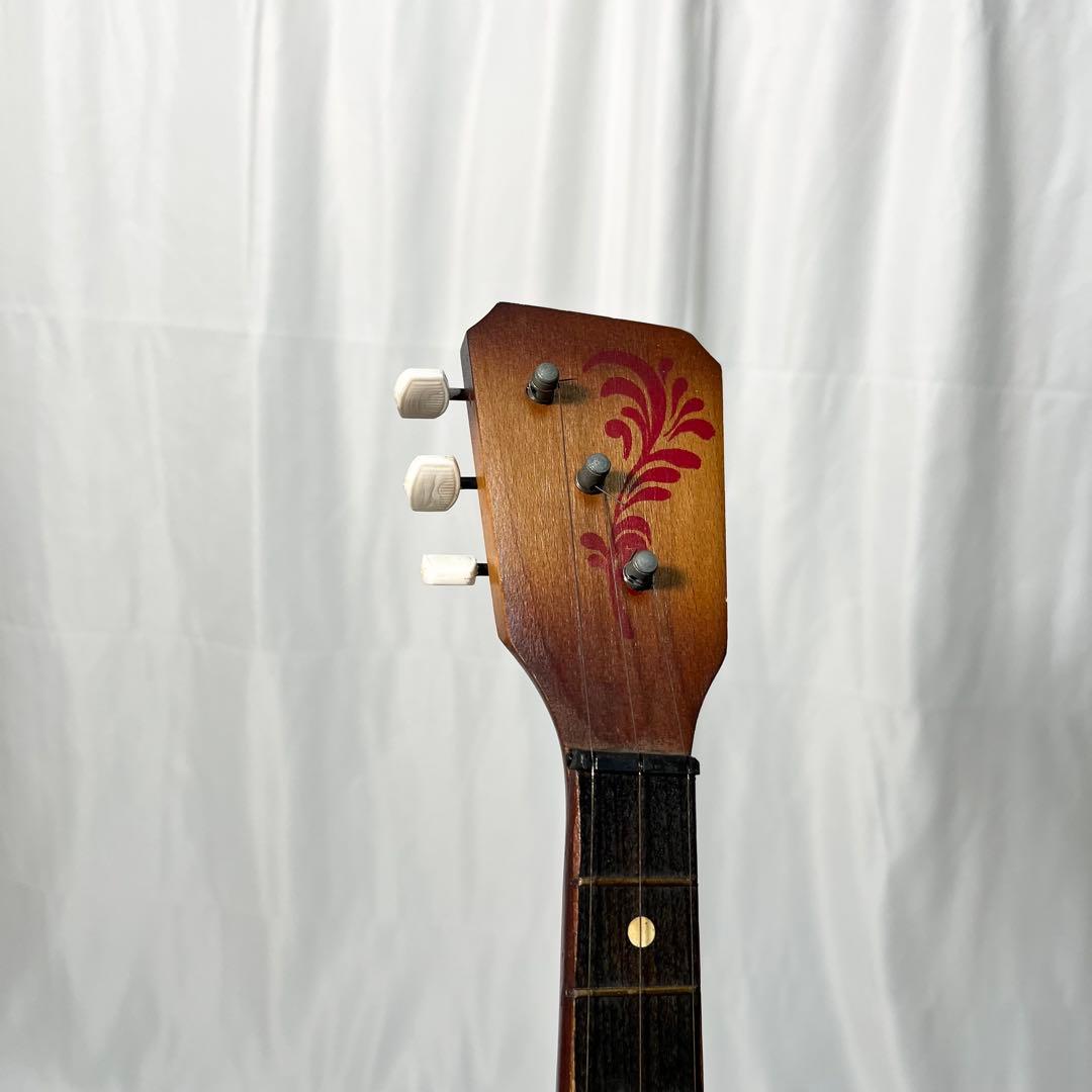 民族楽器 バラライカ 楽器