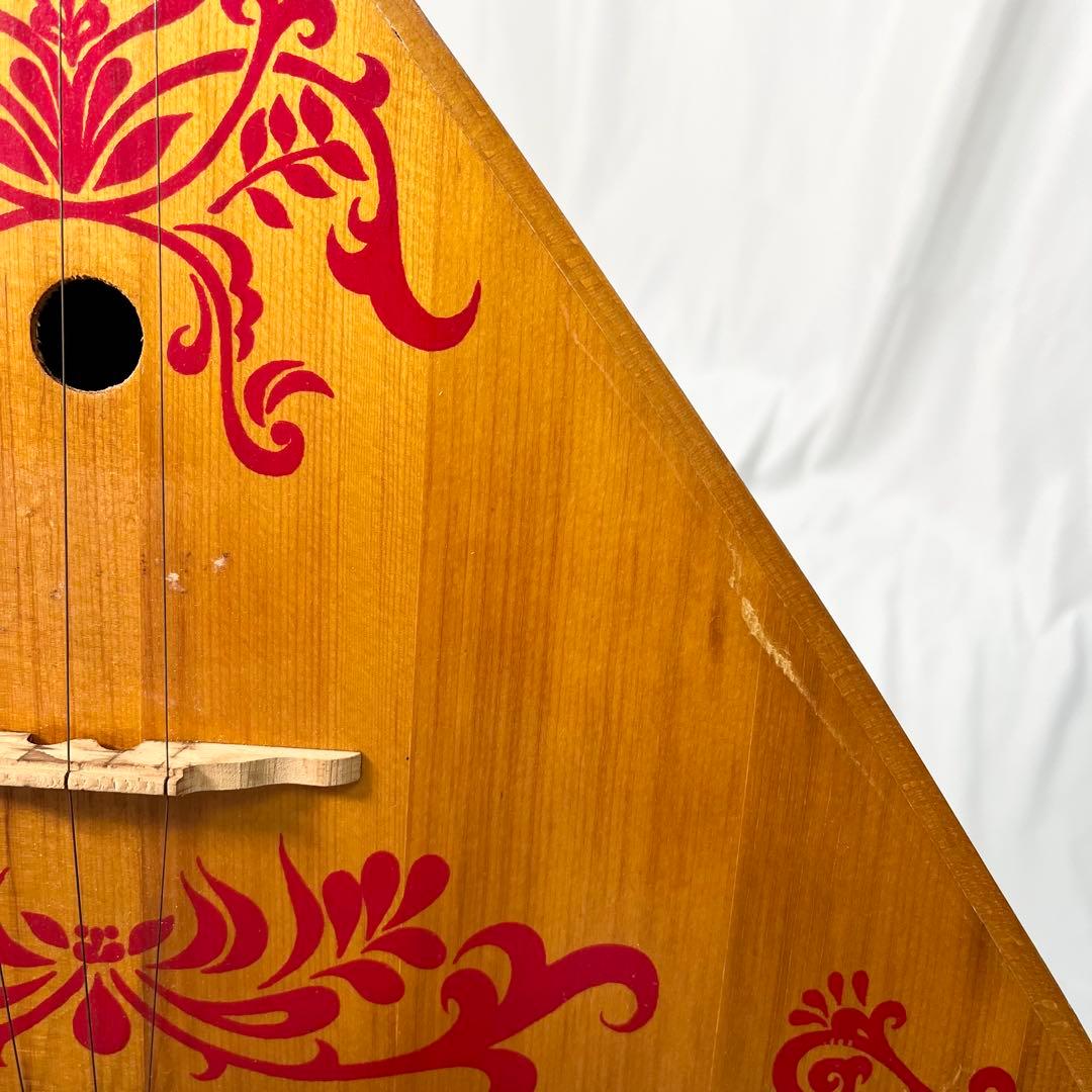 民族楽器 バラライカ 楽器