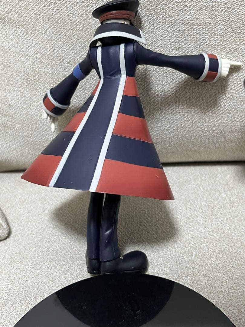 ク*ロ様 ノボリ　クダリ　フィギュア　ポケモン