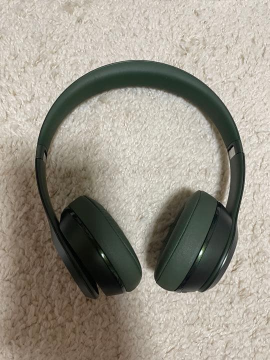 ヘッドホン beats solo2