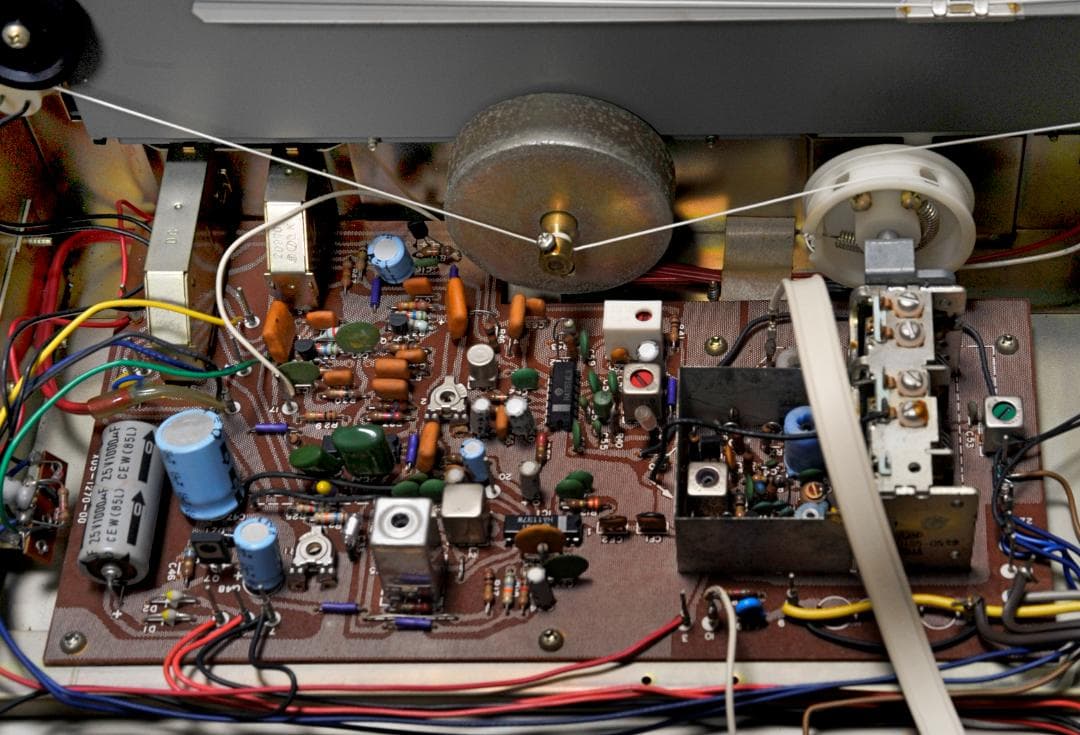 【来年度4月の福岡分移転のため処分価格】TRIO KT-3300 チューナー ♪