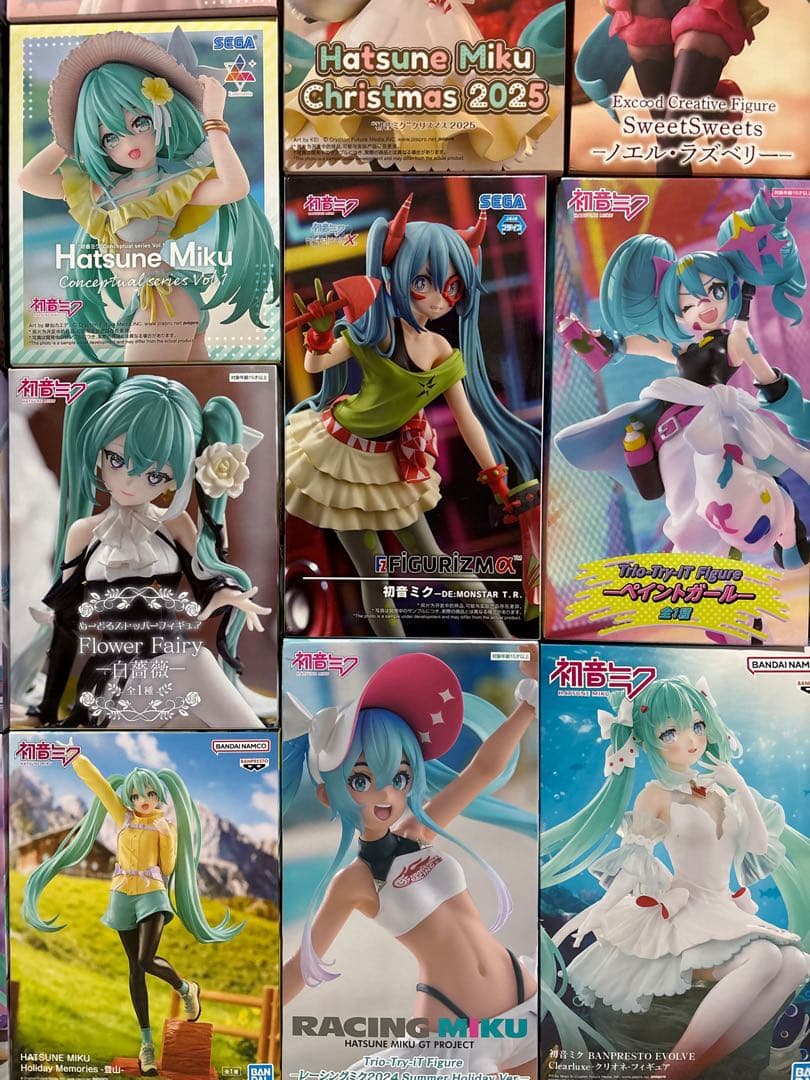 初音ミク　フィギュア　まとめ売り②　22体