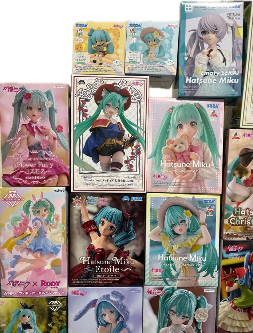 初音ミク　フィギュア　まとめ売り②　22体