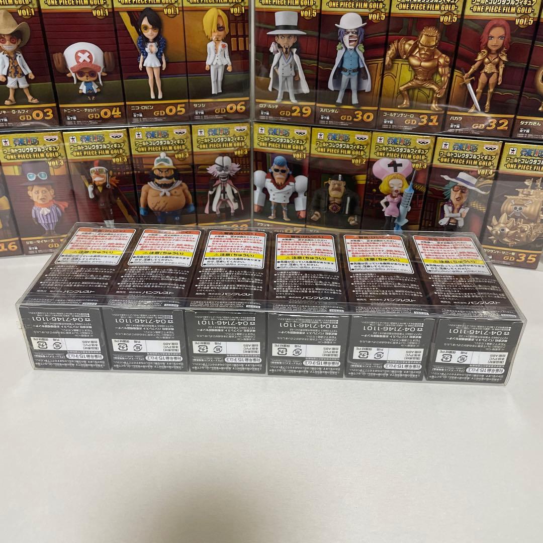 ワンピースワールドコレクタブルフィギュアFILM GOLD全35種おまけポスター