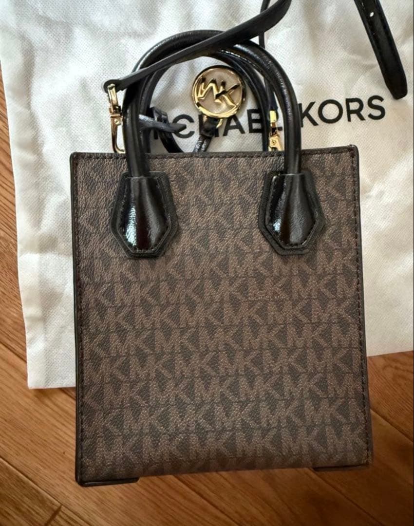 MICHAEL KORS バック ま♥プロフ必読