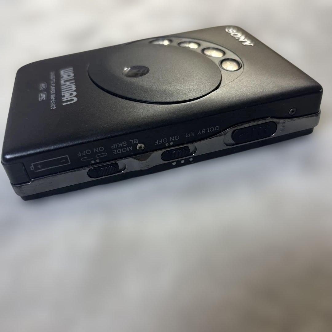 ポータブルプレーヤー SONY WALKMAN WM-EX909