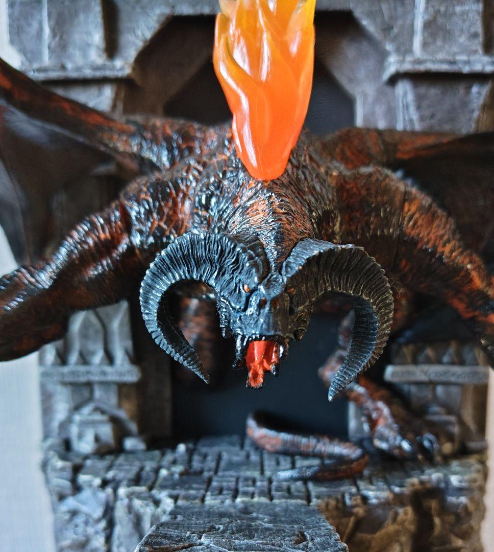 ロード・オブ・ザ・リング《 バルログとガンダルフの闘い 》大型フィギュア