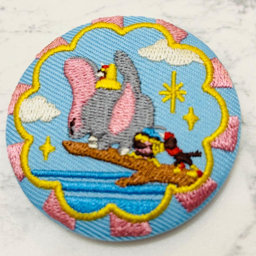Disney 刺繍缶バッジ