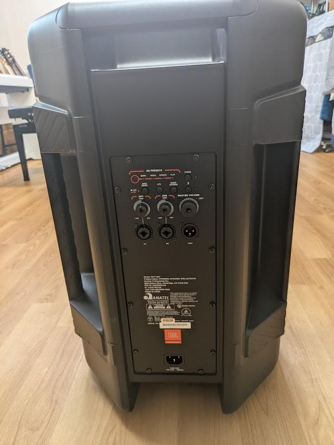 ほぼ新品　JBL IRX112BTパワード12インチポータブルPAスピーカー②