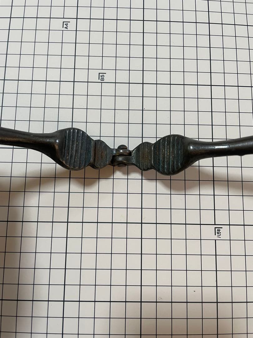 くるみ割り。ライオンヘッドデザイン。アンティーク、骨董