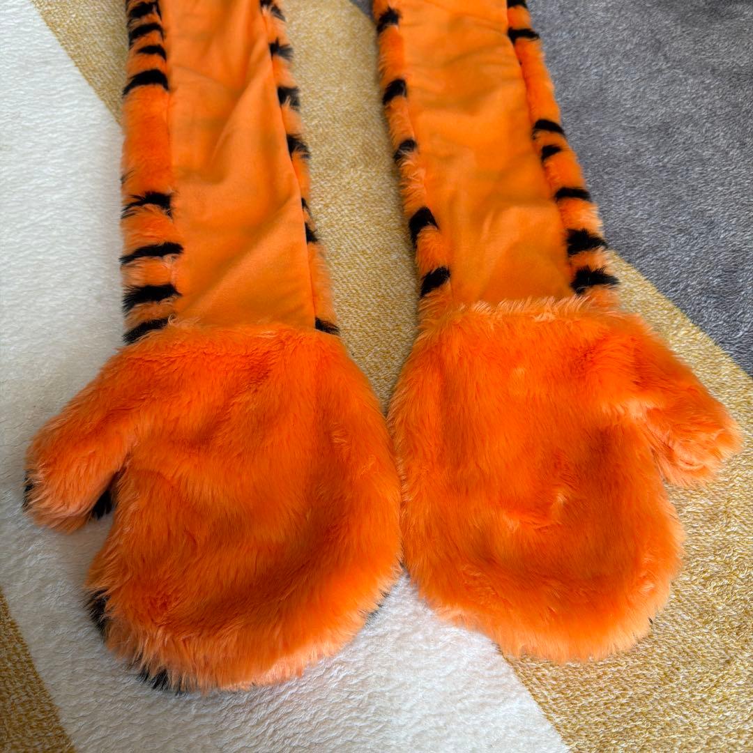 Disney ティガー　マフラーキャップ