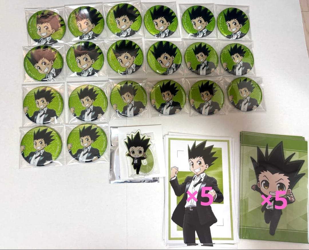 HUNTER × HUNTER 描き下ろし スーツ 戦闘後 ゴン ラメ 缶バッジ